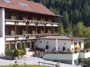 Hotel Garni Hainbacherhof, Sölden